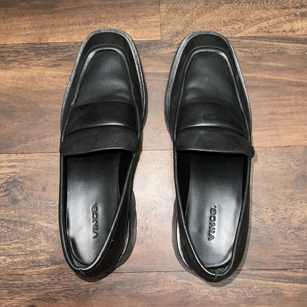 Vince Robin Penny Leather Loafers in Size 10 - Picture 5 of 8